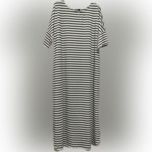 SHEIN Maxi Dress 2XL White with black